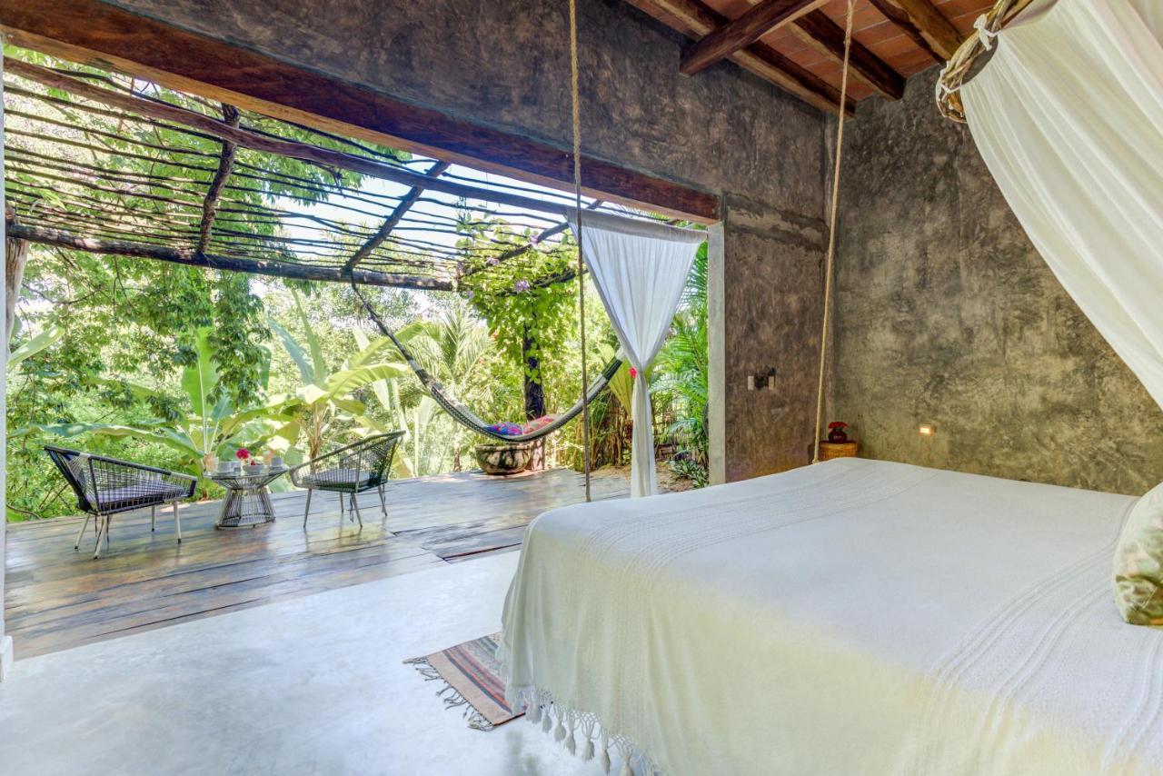Отель Casitas Maraika Пуэрто-Вальярта Экстерьер фото