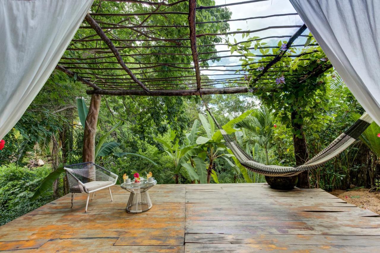 Отель Casitas Maraika Пуэрто-Вальярта Экстерьер фото